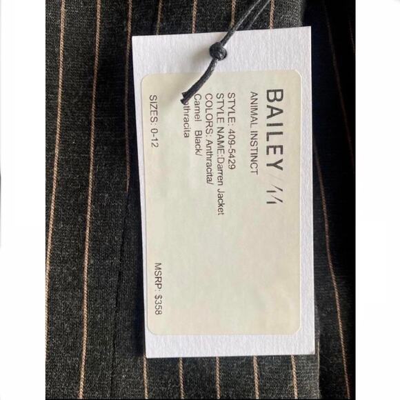 Bailey 44 Darren Pinstripes Blazer Jacket size Small NWT - Picture 7 of 7